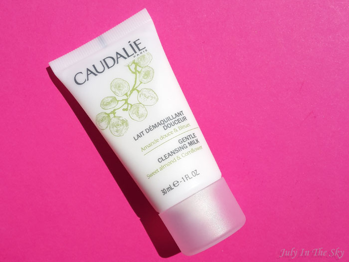 blog beauté trousse voyage caudalie avis test lait demaquillant douceur