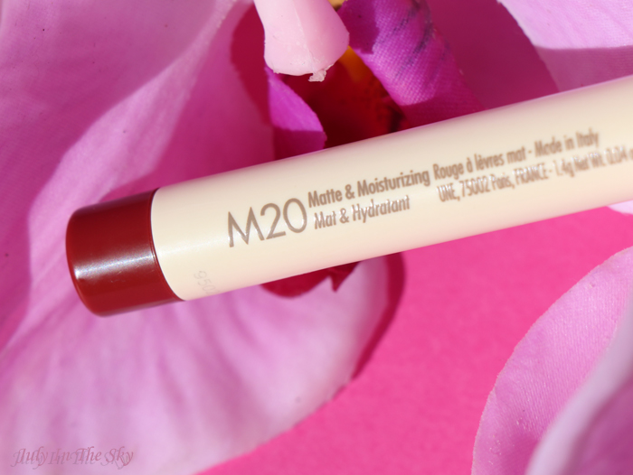 July In The Sky : blog beauté une beauty rouge ideal m20