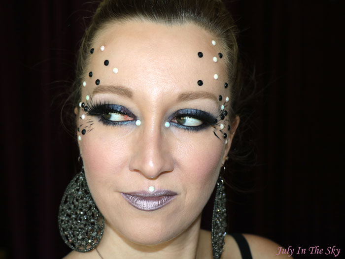 blog beauté rdv beauté clin d'oeil aux faux cils cabaret circus