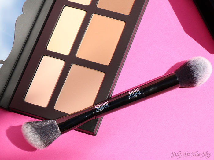 blog beauté kat von d shade + light contour palette brush