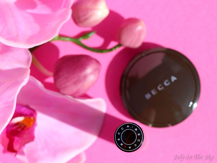 blog beauté becca Glow On The Go highlighter shimmering opal