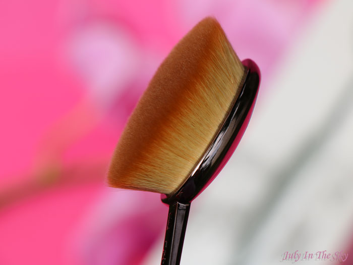 blog beauté Artis Oval 7 Brush