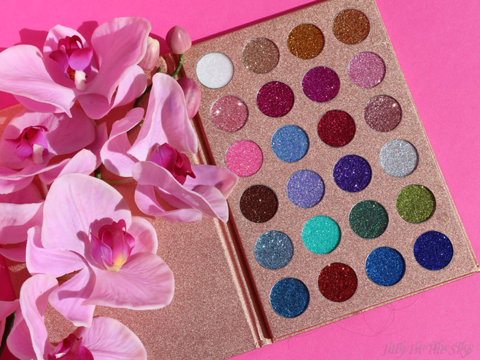 Glitter Life avec la Bomb Dot Com Palette de Jolie Beauty