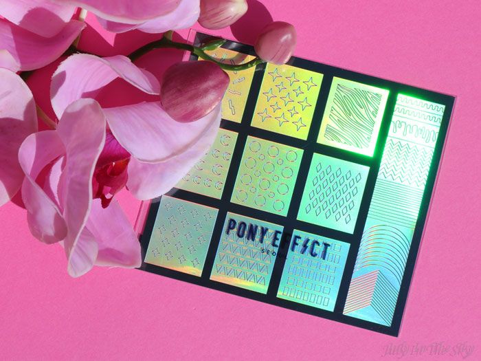 blog beauté kbeauty Joah Box avril avis test Nail Holographic Stencil Pony Effect