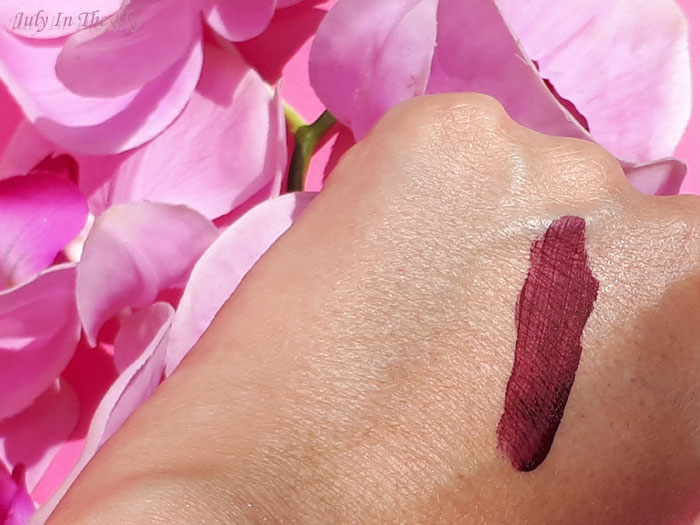 blog beauté You Are Cosmetics avis test cruelty-free maquillage vegan rouge à lèvres liquide mat Zinzoline swatch