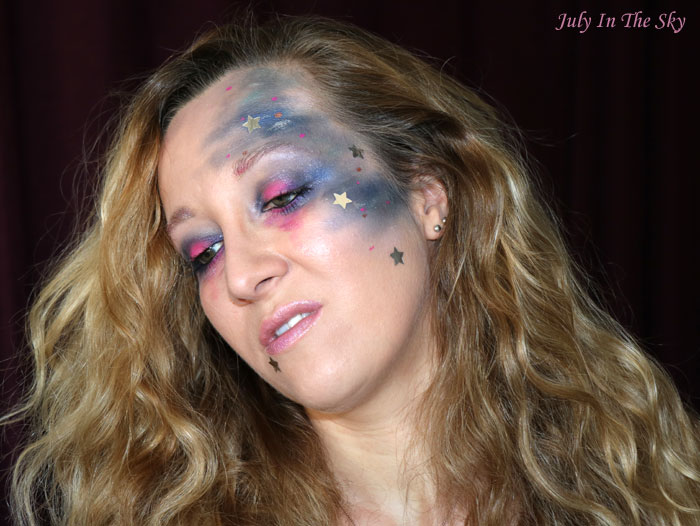 July In The Sky : blog beauté monday shadow challenge galaxy blue