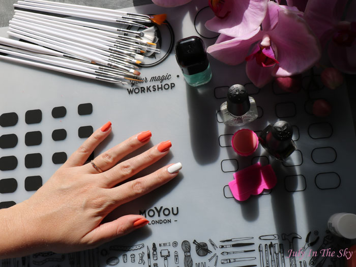 blog beauté nail art mode d'emploi tutoriel stamping inversé moyou london