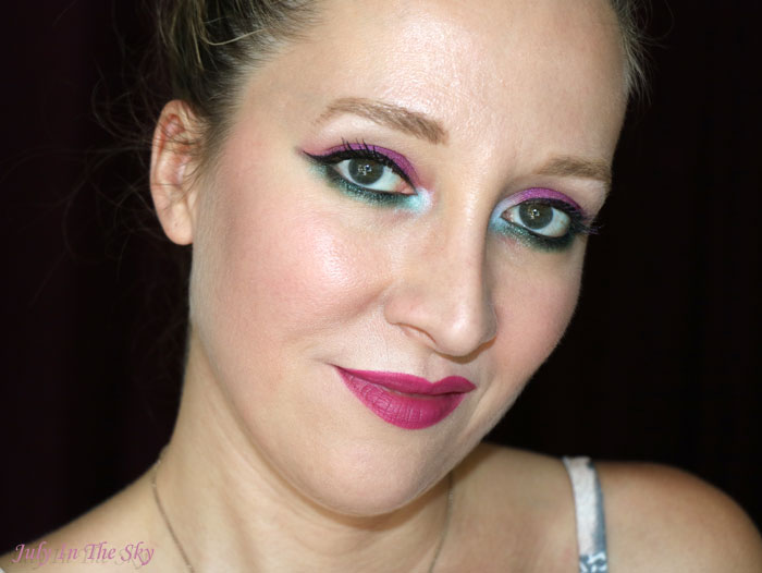 blog beauté velvet passion matte lipstick swatch plum kiko